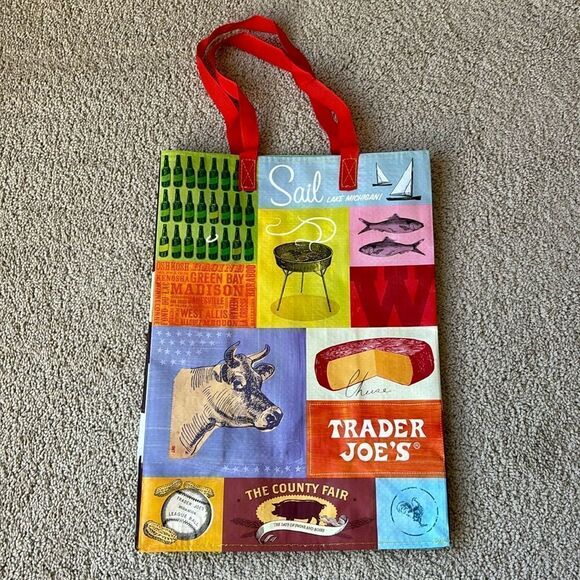 Wisconsin Theme Trader‎ Joe's Shopping Bag - Picture 1 of 4